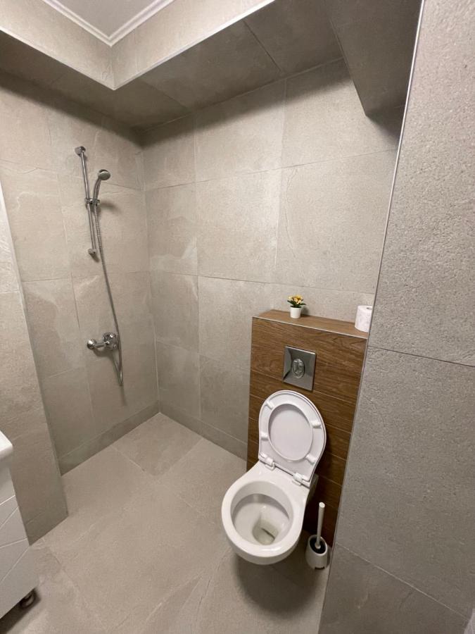 Movie Flats Apartment Sofia Bagian luar foto