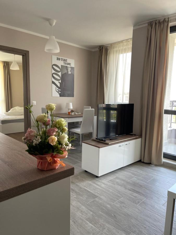 Movie Flats Apartment Sofia Bagian luar foto