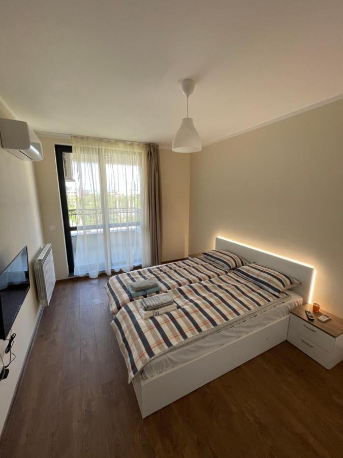 Movie Flats Apartment Sofia Bagian luar foto