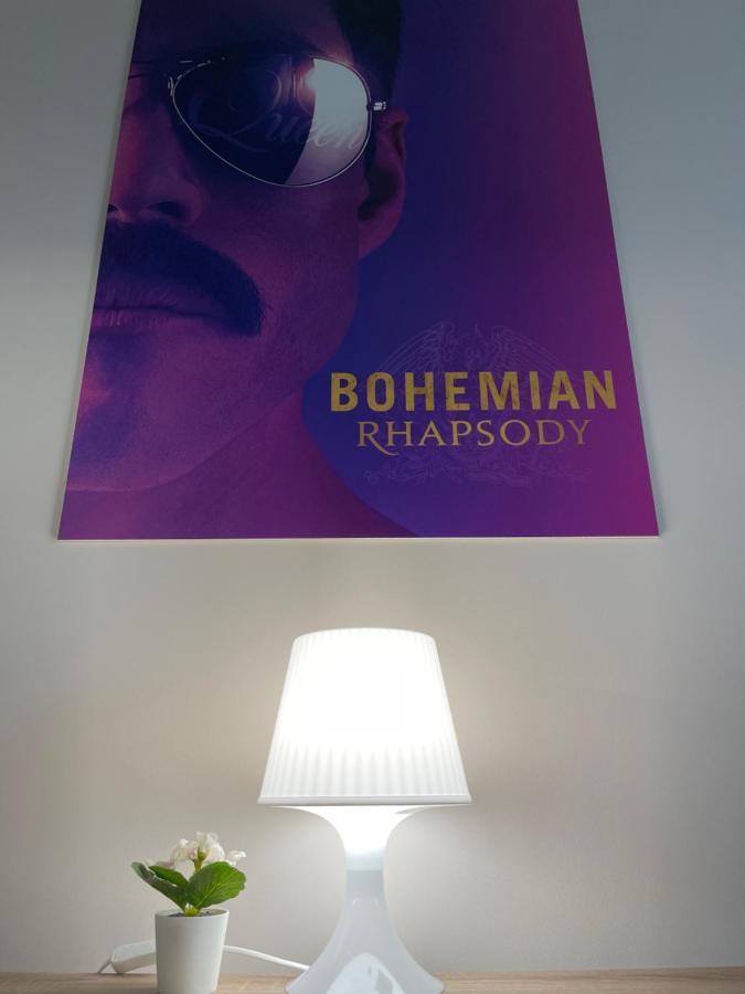 Movie Flats Apartment Sofia Bagian luar foto