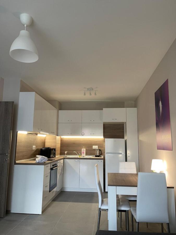 Movie Flats Apartment Sofia Bagian luar foto
