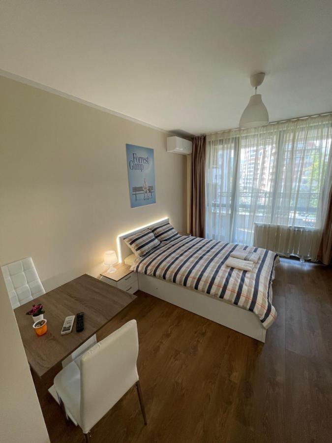 Movie Flats Apartment Sofia Bagian luar foto