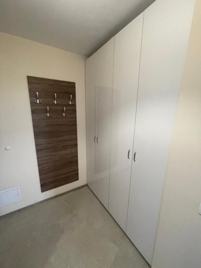 Movie Flats Apartment Sofia Bagian luar foto